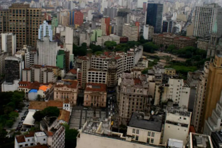 Vista da região central de São Paulo: em agosto de 2013, 40 famílias integrantes do movimento Fórum de Moradia e Meio Ambiente ocuparam o imóvel (Lukaaz/Wikimedia Commons)