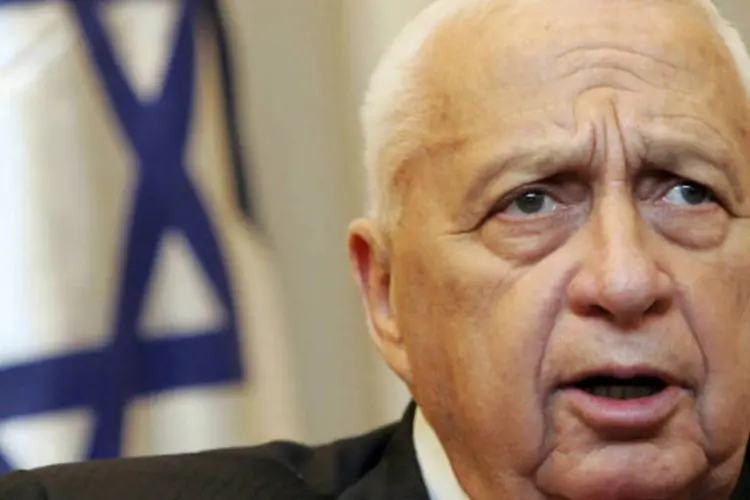 
	Ex-primeiro-ministro de Israel, Ariel Sharon: &quot;estou mais pessimista do que antes&quot;, disse m&eacute;dico
 (David Furst/Files/Reuters)