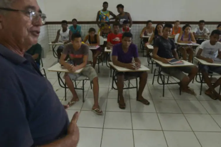 Professor do Centro Quilombola de Alternância Ana Moreira, no Maranhão: para os professores, a satisfação maior é ver os alunos formados e colocando em prática o que aprenderam (Marcello Casal Jr/ABr)