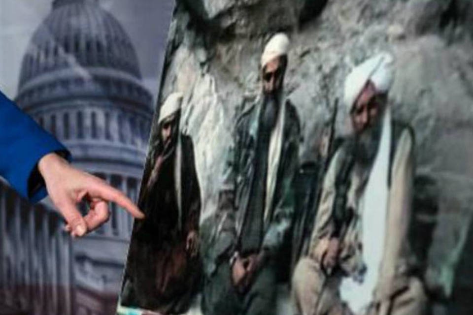 EUA somam novas acusações contra genro de Bin Laden preso