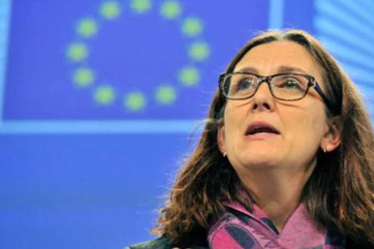 Comissária de Assuntos Internos, Cecilia Malmstroem: "as imagens de Lampedusa são inaceitáveis", destacou (Georges Gobet/AFP)