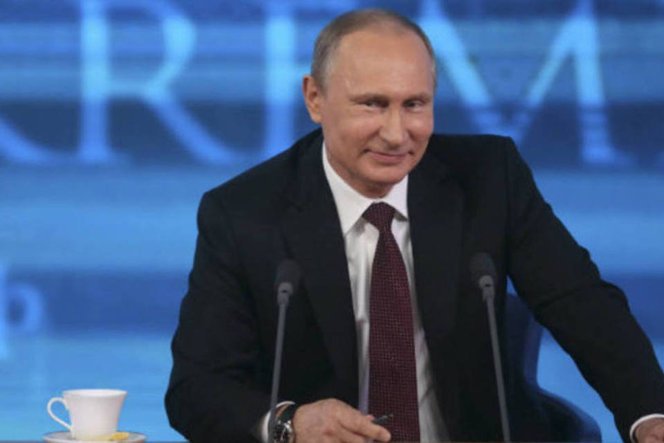 Putin diz ser amigo da Ucrânia e ter inveja de Obama
