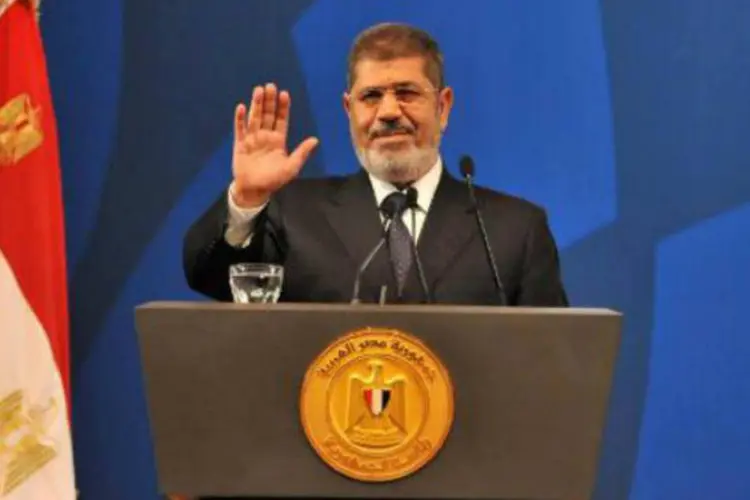 
	O presidente deposto do Egito, Mohamed Mursi em 29 de maio de 2013:&nbsp;Minist&eacute;rio P&uacute;blico os acusa, al&eacute;m disso, de&nbsp;&quot;financiar o terrorismo&quot;
 (AFP)