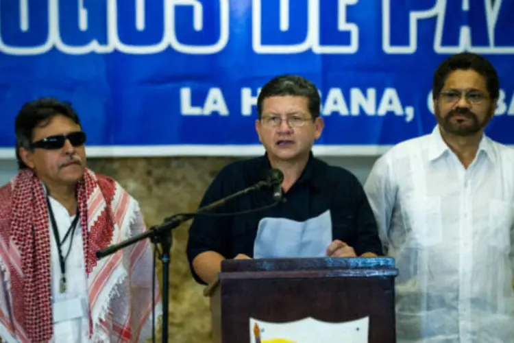 Negociadores das Farc: no dia 8 de dezembro, as Farc anunciaram um cessar fogo unilateral (AFP/Getty Images)