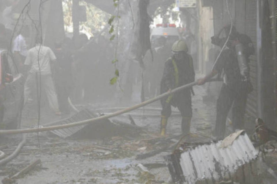 Bairros na capital síria são bombardeados
