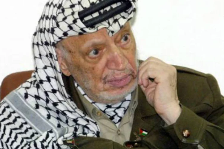 
	O l&iacute;der palestino Yasser Arafat: an&aacute;lise aponta que Arafat foi morto por&nbsp;&quot;uma infec&ccedil;&atilde;o generalizada&quot;
 (Abbas Momani/AFP)