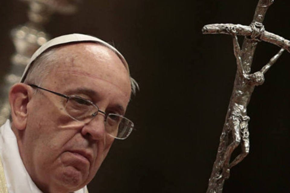 Papa pede apoio a vítimas de pedofilia na Holanda
