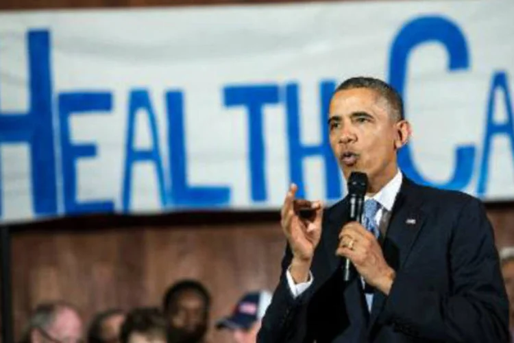 
	Barack Obama: ap&oacute;s cinco semenas de falhas t&eacute;cnicas, site do governo amerivano parece funcionar normalmente
 (Brendan Smialowski/AFP)