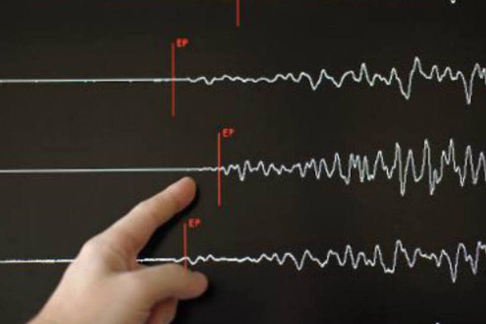 Terremoto de 7,0 de magnitude sacode o Atlântico sul