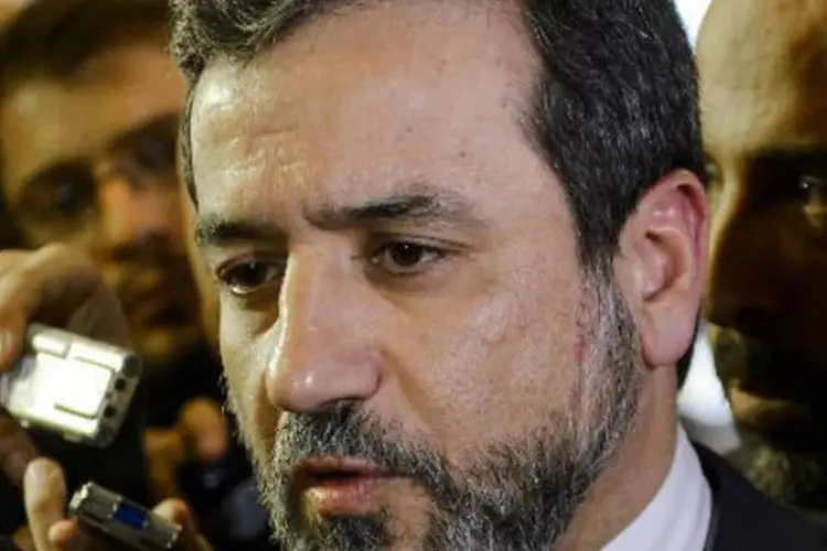 O vice-ministro das Relações Exteriores do Irã, Abbas Araghchi: divergências nas posições prosseguem, disse membro de delegação iraniana (Fabrice Coffrini/AFP)