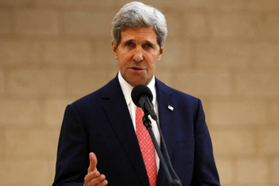 Kerry diz que Irã rejeitou acordo nuclear