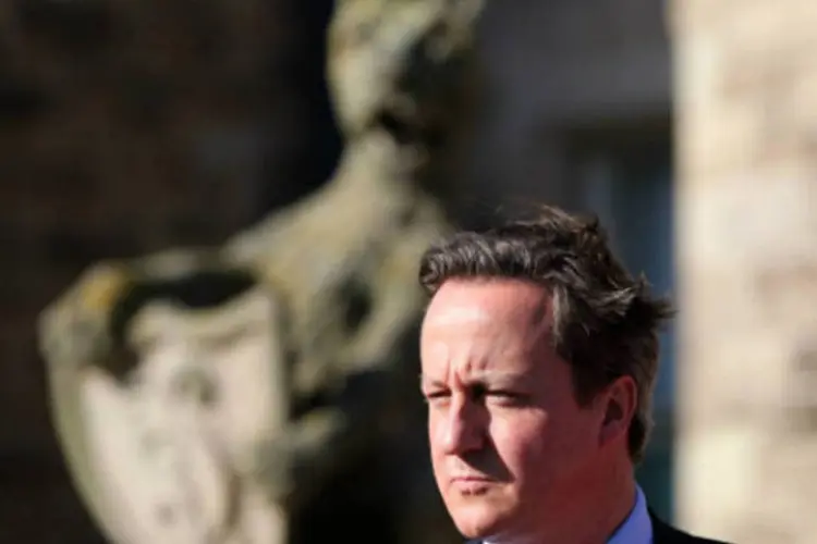 O primeiro-ministro do Reino Unido, David Cameron: "é irresponsável por parte do Facebook permitir vídeos de decapitações", disse (Getty Images)