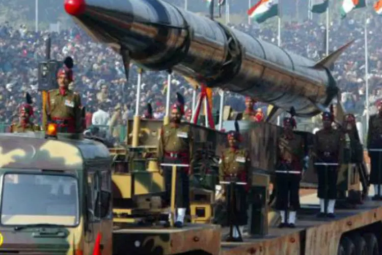 Desfile militar em comemoração do Dia da República, em Nova Deli: conflito com armas nucleares pode causar estragos na atmosfera e devastar as colheitas (AFP)