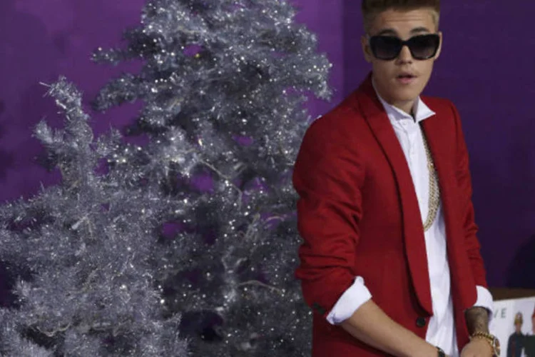 
	Justin Bieber: reclamantes afirmam que tr&ecirc;s vers&otilde;es da can&ccedil;&atilde;o &ldquo;Somebody to Love&rdquo; partilham o mesmo padr&atilde;o de batida, o mesmo ritmo e acordes e letras semelhantes
 (Mario Anzuoni/Reuters)
