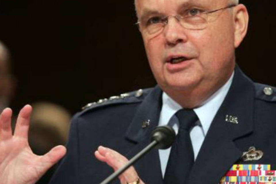 Ex-diretor da CIA nega ter mentido sobre interrogatórios