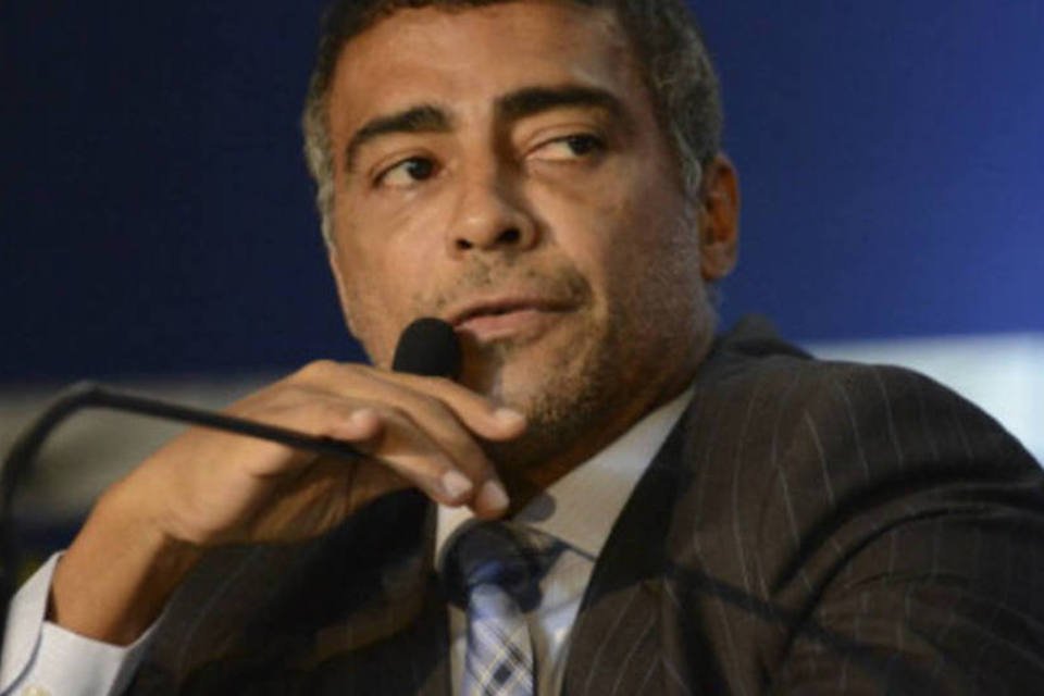 Câmara adia votação de projeto sobre dívida dos clubes