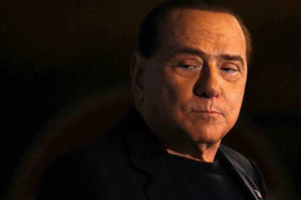 
	Ex-primeiro-ministro italiano Silvio Berlusconi: corte de Mil&atilde;o deve divulgar um comunicado com os detalhes da senten&ccedil;a ainda nesta ter&ccedil;a-feira
 (Alessandro Bianchi/Reuters)
