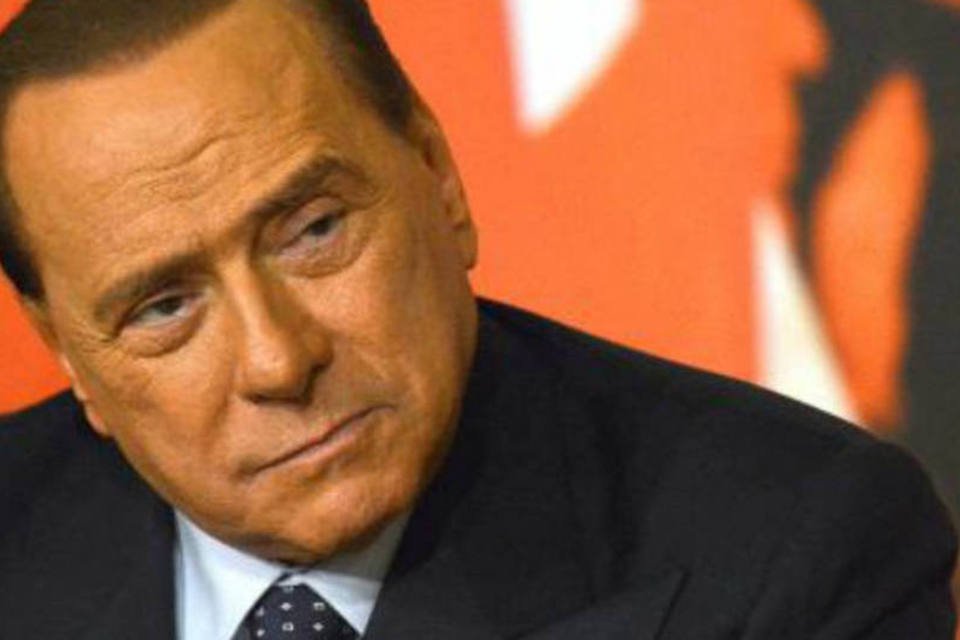 
	O ex-primeiro-ministro Silvio Berlusconi: tanto o promotor quanto seus advogados defendem que ele cumpra servi&ccedil;o comunit&aacute;rio
 (Gabriel Bouys/AFP)