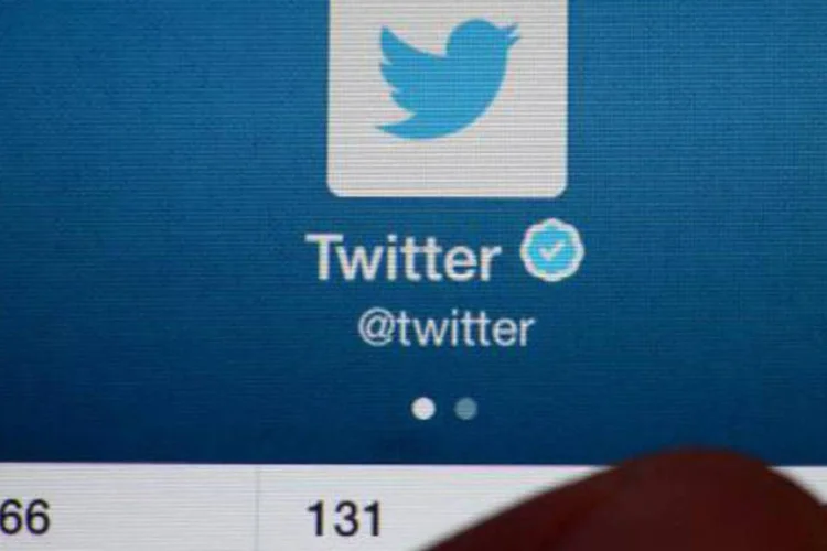 
	Tela do Twitter: empresas h&aacute; muito suspeitam que as postagens dos clientes em sites de microblogging, como o Twitter, podem ajudar a promover seus produtos
 (Damien Meyer/AFP)