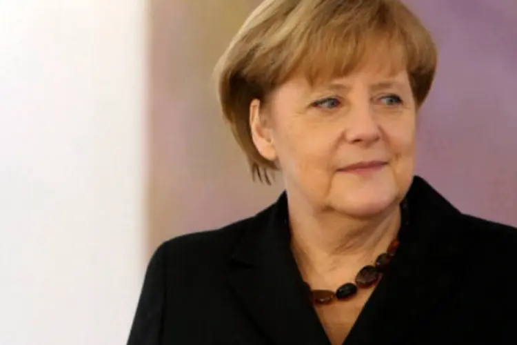 
	Angela Merkel: segundo informou a Chancelaria, a chanceler ratificou perante ambos l&iacute;deres pol&iacute;ticos sua&nbsp;&quot;simpatia pelas leg&iacute;timas aspira&ccedil;&otilde;es do povo ucraniano&quot;
 (Getty Images)