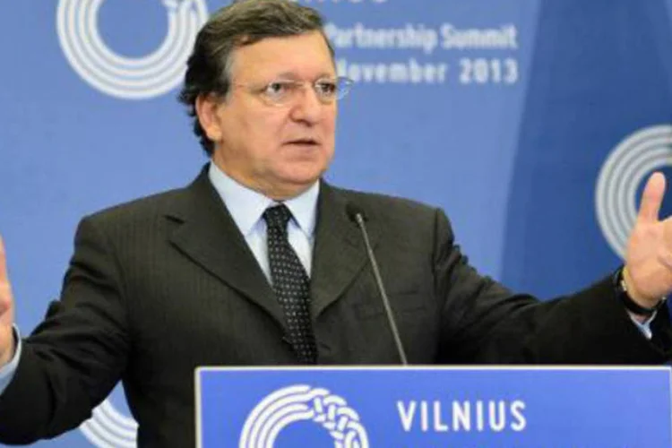 
	O presidente da Comiss&atilde;o Europeia, Jos&eacute; Manuel Barroso: Su&iacute;&ccedil;a&nbsp;decidiu em referendo aplicar restri&ccedil;&otilde;es &agrave; entrada de imigrantes da Uni&atilde;o Europeia
 (Janek Skarzynski/AFP)