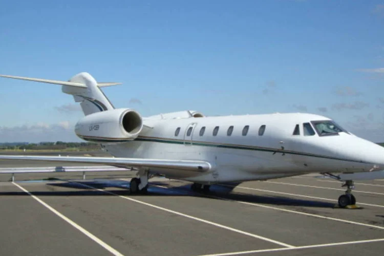 Cessna da Igreja Universal que foi apreendido em Viracopos por falta de documentos será leiloado pela Receita Federal (Receita Federal)
