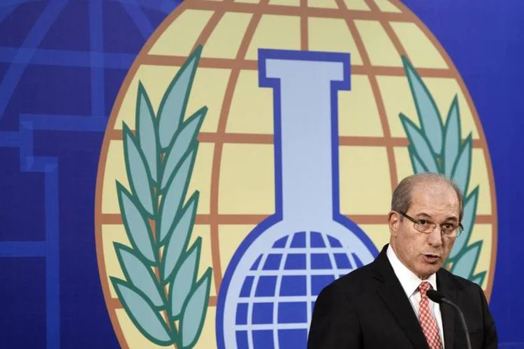 
	Diretor-geral da Organiza&ccedil;&atilde;o para a Proibi&ccedil;&atilde;o das Armas Qu&iacute;micas (Opaq), Ahmet Uzumcu: inspe&ccedil;&otilde;es est&atilde;o&nbsp;dentro do acordo internacional para destruir o arsenal qu&iacute;mico s&iacute;rio
 (Toussaint Kluiters/United Photos/Reuters)
