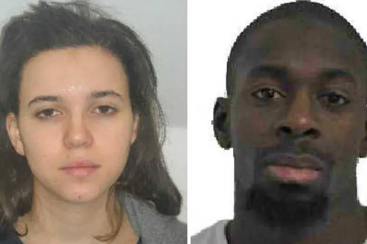 
	Montagem com as fotos de Amedy Coulibaly (E) e Hayat Boumeddiene, que fizeram sequestro em supermercado
 (Paris Prefecture de Police handout via Reuters)