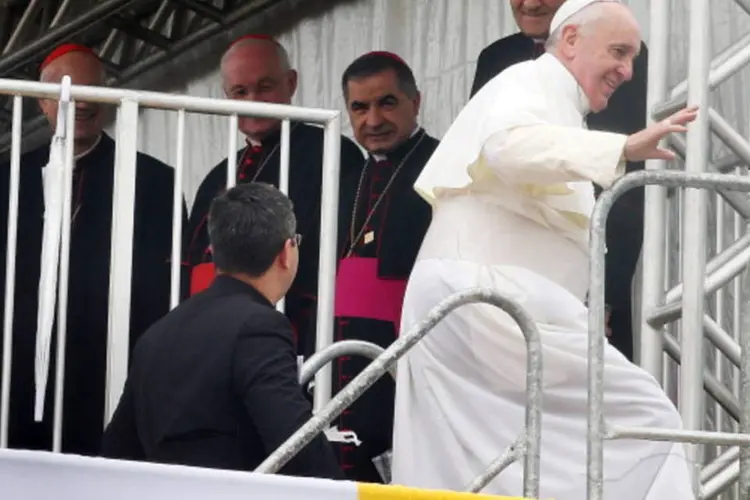 
	O papa repetiu: &quot;Candel&aacute;ria, nunca mais&quot; e pediu que se reze &quot;por todos os menores v&iacute;timas de viol&ecirc;ncia&quot; que est&atilde;o presos, ou que vivem nas ruas
 (GettyImages)