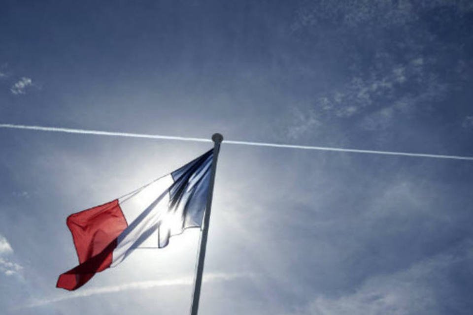Economia francesa cresceu 0,3% em 2013