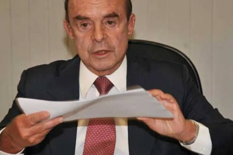 O senador Francisco Dornelles faz parte da comissão de parlamentares que negocia com o Executivo (José Cruz/AGÊNCIA BRASIL)