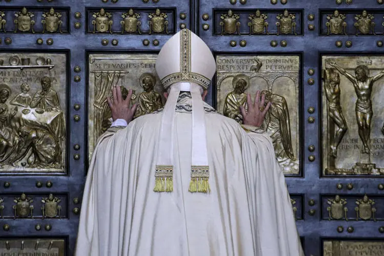 
	Papa Francisco: Francisco pediu aos fi&eacute;is que tenham coragem em suas vidas espirituais e di&aacute;rias
 (REUTERS/Max Rossi)