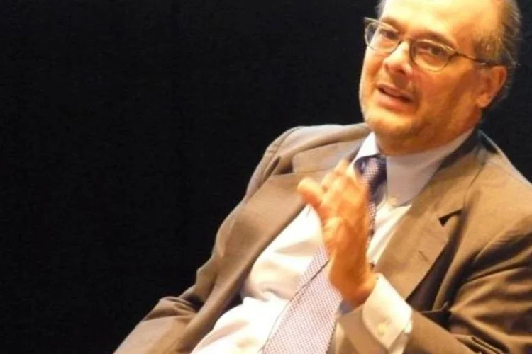 
	Gustavo Franco: &quot;eu tenho uma obje&ccedil;&atilde;o b&aacute;sica, que &eacute; a seguinte: tinha que ser (feito) h&aacute; dez anos&quot;, afirmou
 (Divulgação)