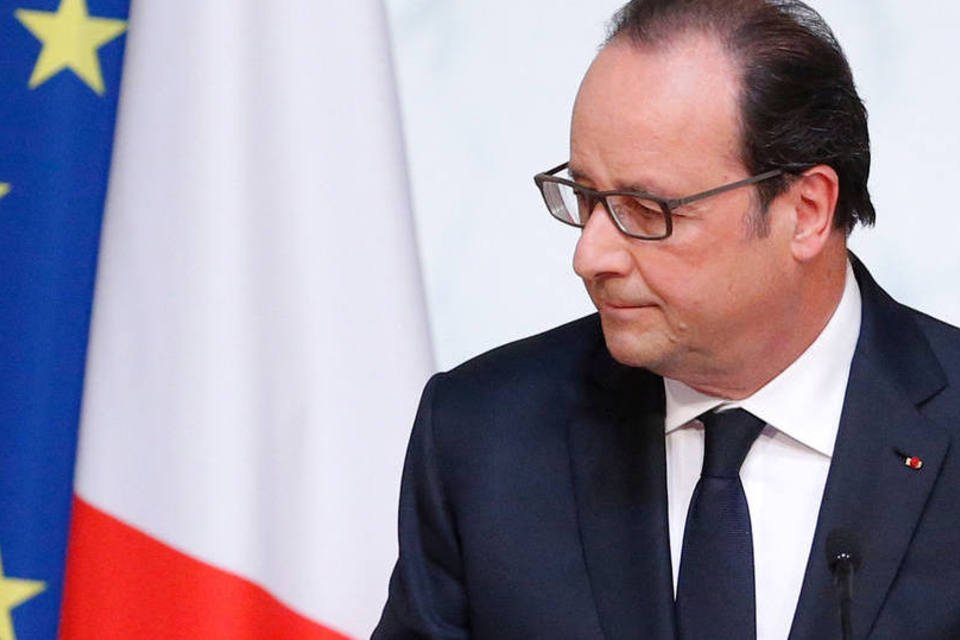 
	Francois Hollande: a Fran&ccedil;a permanece em alerta ap&oacute;s uma s&eacute;rie de atentados em 2015 e 2016
 (Stephane Mahe / Reuters)