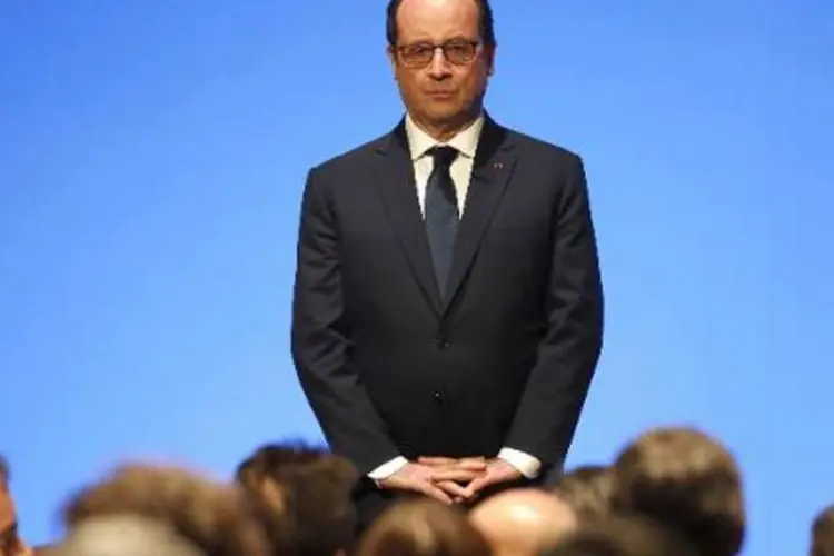 
	O presidente franc&ecirc;s Fran&ccedil;ois Hollande &eacute; visto em Paris
 (Charles Platiau/AFP)
