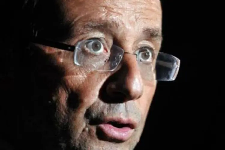 François Hollande: junto ao primeiro-ministro italiano, presidente francês faz apelo em defesa da zona do euro em Paris (Pierre Andrieu/AFP)