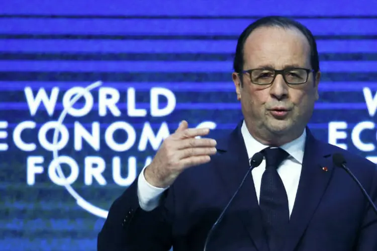 
	Hollande: presidente estimou em 40 mil o n&uacute;mero de terroristas que o Estado Isl&acirc;mico &eacute; capaz de mobilizar
 (Ruben Sprich/Reuters)