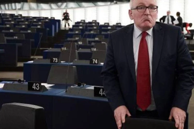 O vice-presidente da Comissão Europeia, Frans Timmermans: "hoje, vemos que em alguns Estados-Membros, a maioria da comunidade judaica não está segura de seu futuro na Europa" (Frederick Florin/AFP)