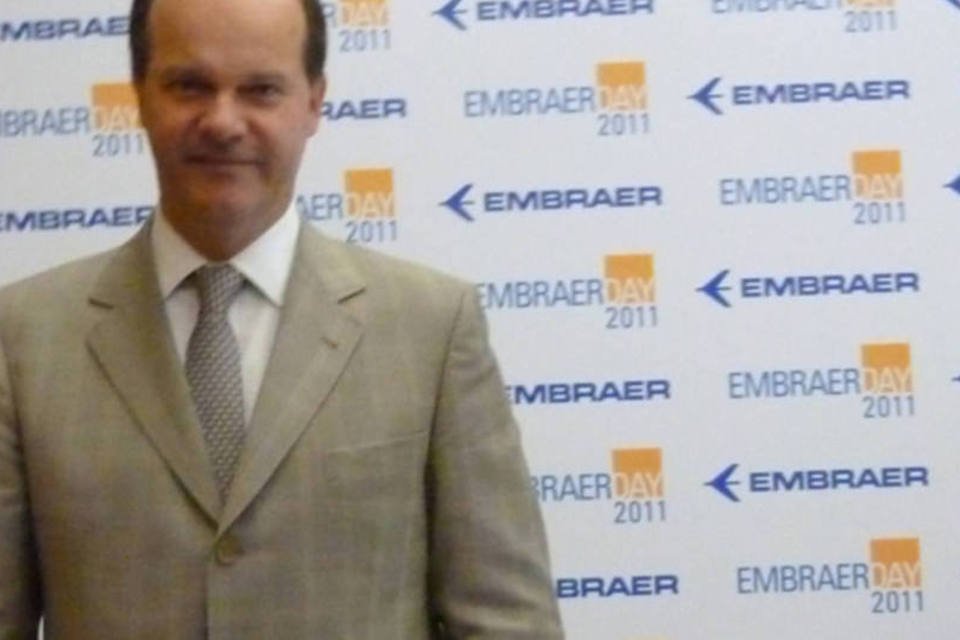 Diretor de RI da Embraer renuncia e Curado assume