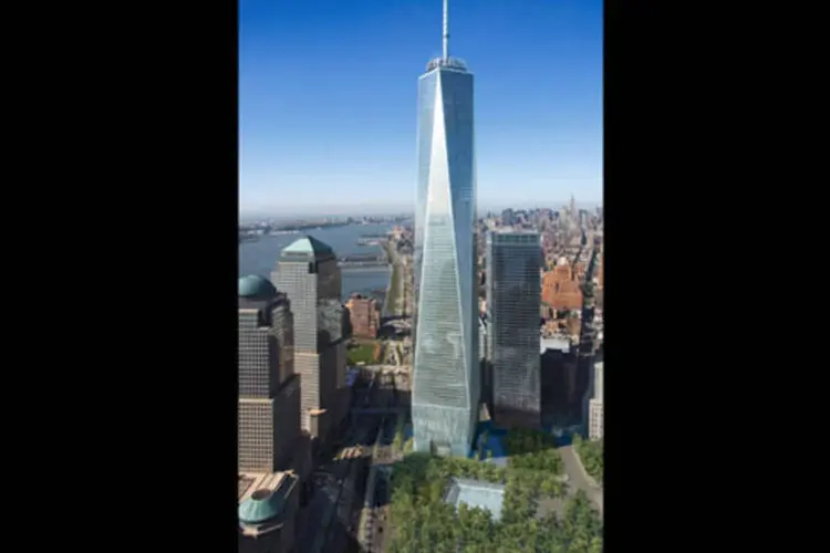 O novo arranha-céu do WTC também contará com um amplo terraço, que será situado a 417 metros - exatamente a mesma altura de uma das Torres Gêmeas (2), construídas em 1972 (Divulgação)