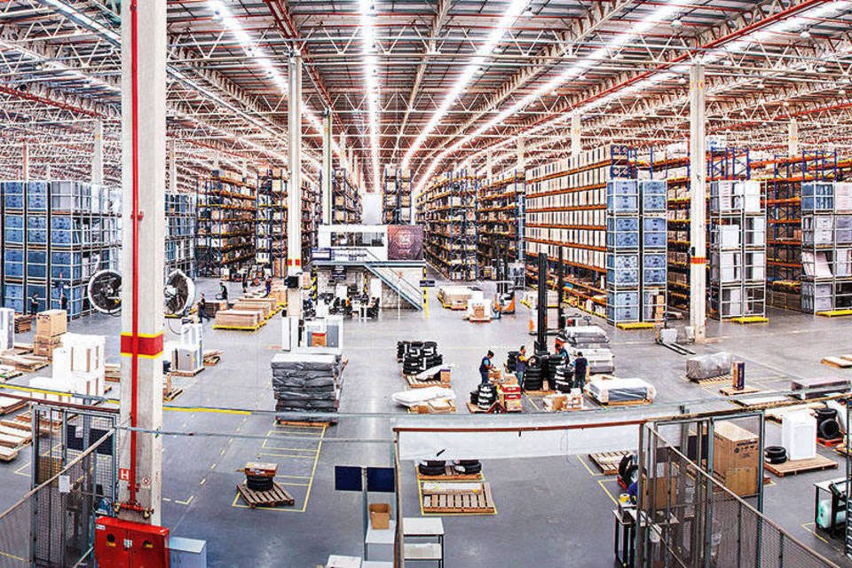 CNova investigará irregularidades em centros de distribuição