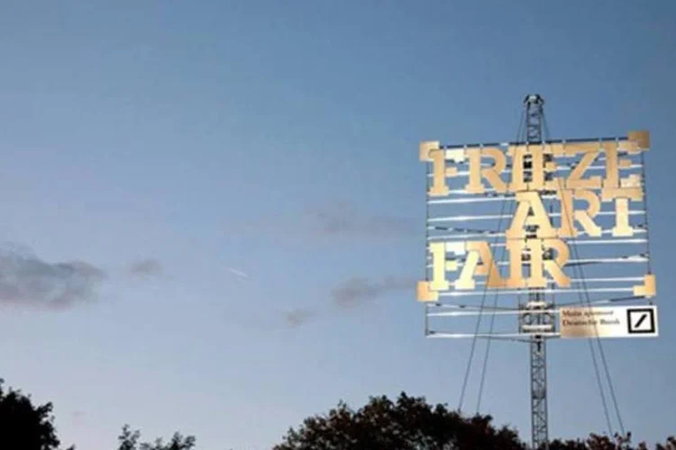 A entrada da feira em Londres: local vai reunir as principais galerias de arte contemporânea (Divulgação)