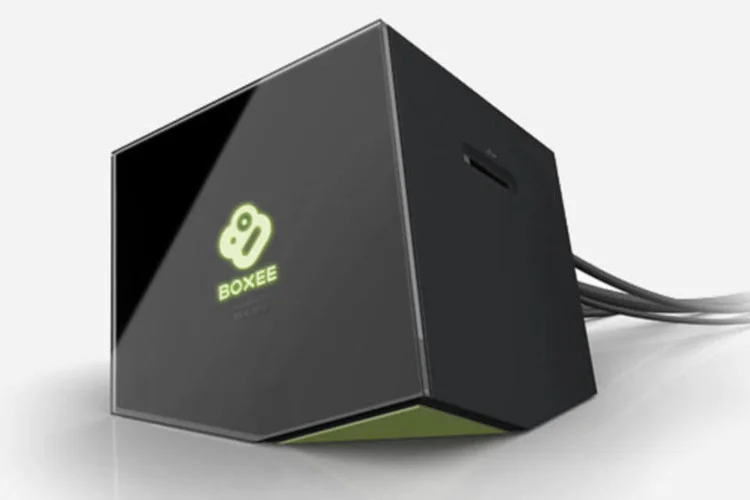 
	Fundada em 2007, a empresa israelense iniciou suas opera&ccedil;&otilde;es como uma empresa de streaming de m&iacute;dia. Em 2010, a startup lan&ccedil;ou seu primeiro hardware, o Boxee Box
 (Divulgação)