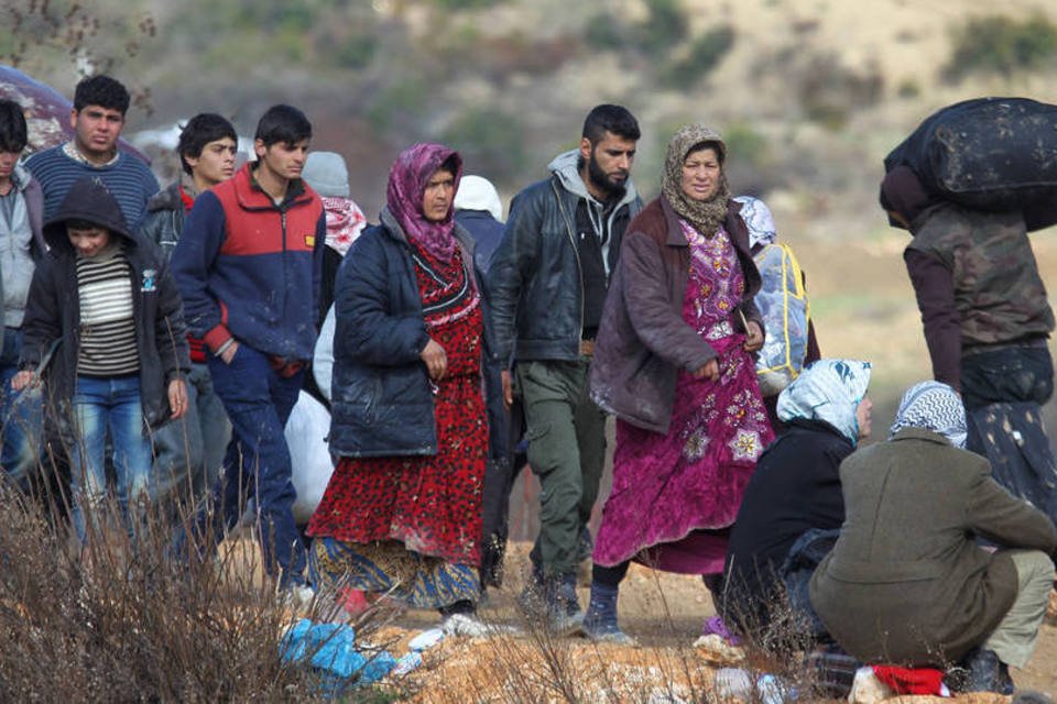 MSF adverte que 100 mil seguem presos entre Síria e Turquia