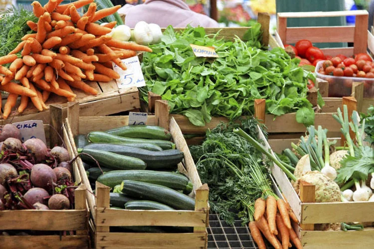 
	Alimentos: no grupo alimenta&ccedil;&atilde;o, o &iacute;ndice passou de 0,55% para 0,06%
 (thinkstock)
