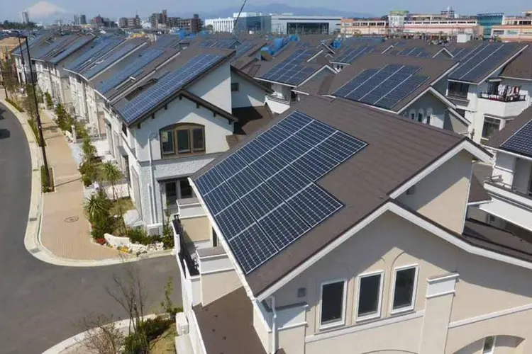 Energia solar: instalações com painéis solares respondem por 59 megawatts da capacidade instalada em microgeração no país (Getty Images)