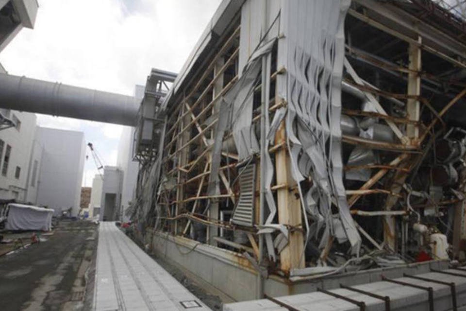 Japão vê "emergência" por radiação em água de Fukushima