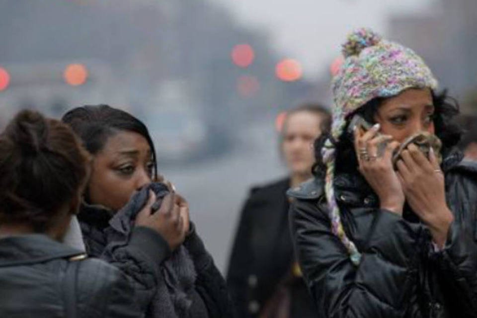 Explosão de gás em Nova York deixa 3 mortos e 63 feridos