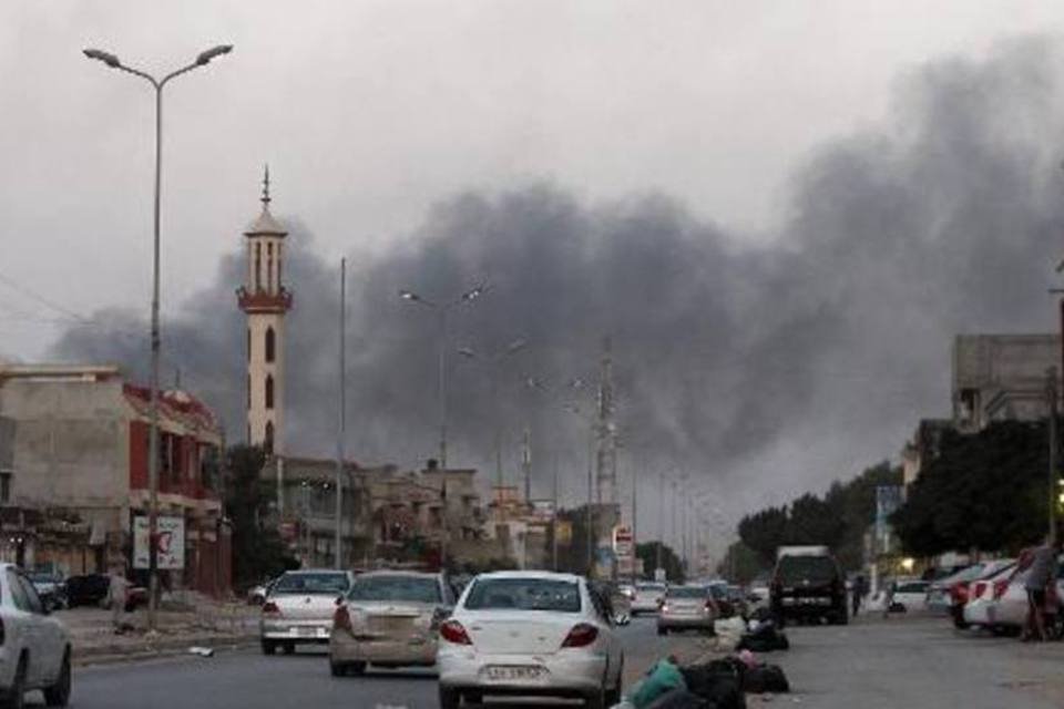 Combates em Benghazi deixam mais de 250 mortos em 22 dias