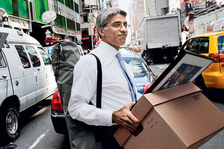 Funcionário do banco Lehman Brothers: os economistas não previram a crise sistêmica provocada pela quebra do banco (Chris Hondros/Getty Images/Getty Images)